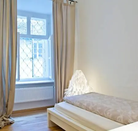 Minihotel *